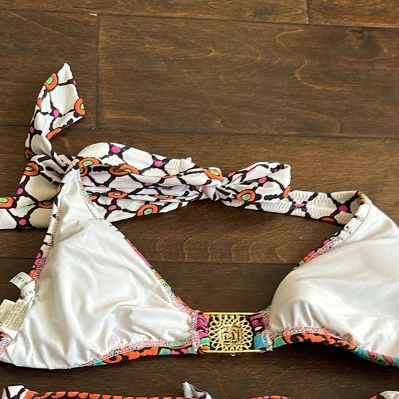 Trina Turk Tropical Bikini top Sz 2 ST2825 - Picture 2 of 2